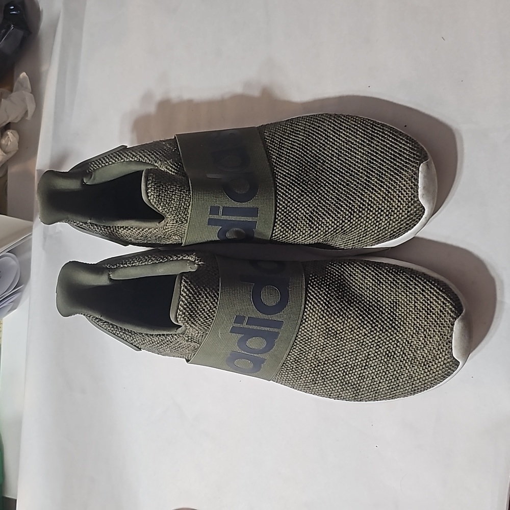 Adidas Slip-ons Sneakers ๐ - Picture 1 of 8